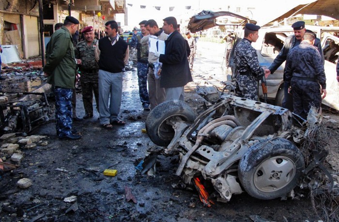 Hiện trường một vụ đánh bom xe ở Iraq